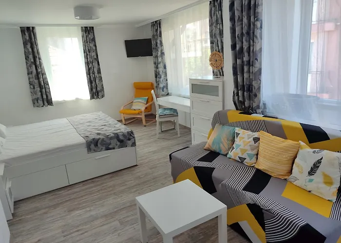Teddy\'S Sea View Apartment