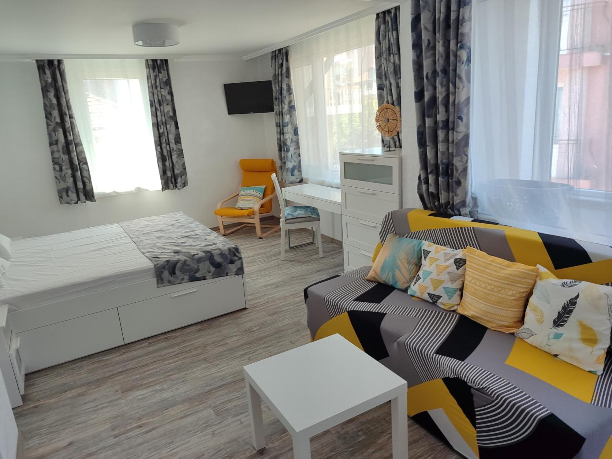 Teddy's Sea View Apartment *